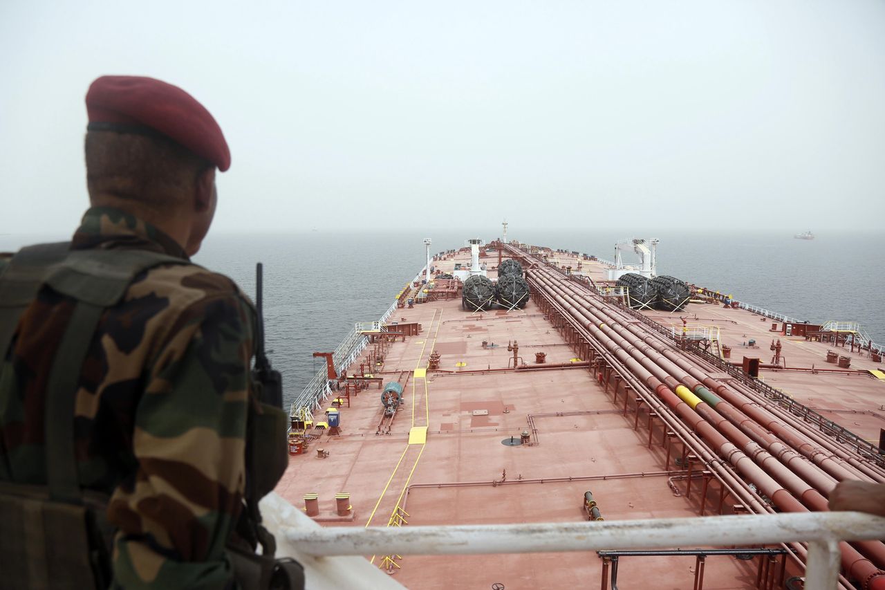 Al-Jazeera: After Houthi attacks in Yemen, oil supplies to Europe from the Middle East have been cut by half.