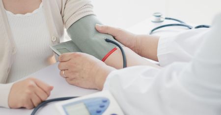 Captopril – skład, dawkowanie, przeciwwskazania i środki ostrożności
