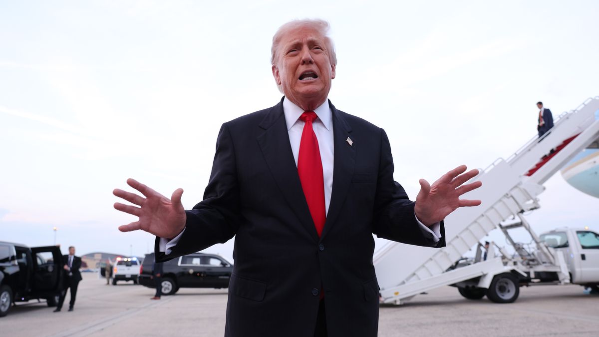 JOINT BASE ANDREWS, MARYLAND - NOVEMBER 09: U.S. President Donald Trump gives brief remarks to members of the press after exiting Air Force One on November 9, 2025 at Joint Base Andrews, Maryland. Trump spent the weekend at his Mar-A-Lago estate in Palm Beach, Florida. (Photo by Tasos Katopodis/Getty Images)