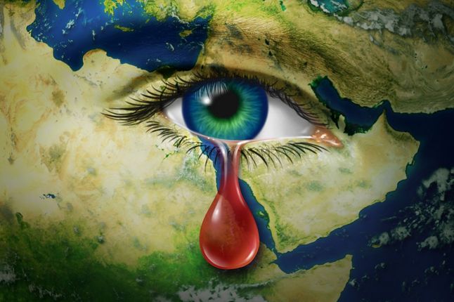 Zdjęcie płaczącego Biskiego Wschodu pochodzi z serwisu Shutterstock