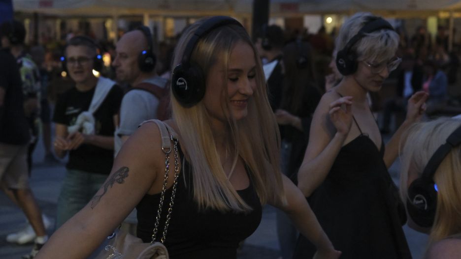 Silent Disco na kieleckim Rynku w piątek, 8 sierpnia.