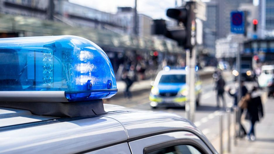 17-latek złamał sądowy zakaz prowadzenia pojazdów/ Ilustracja