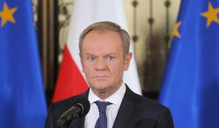 Tusk pokazał za dużo? Odczytali, co miał w dokumentach na biurku