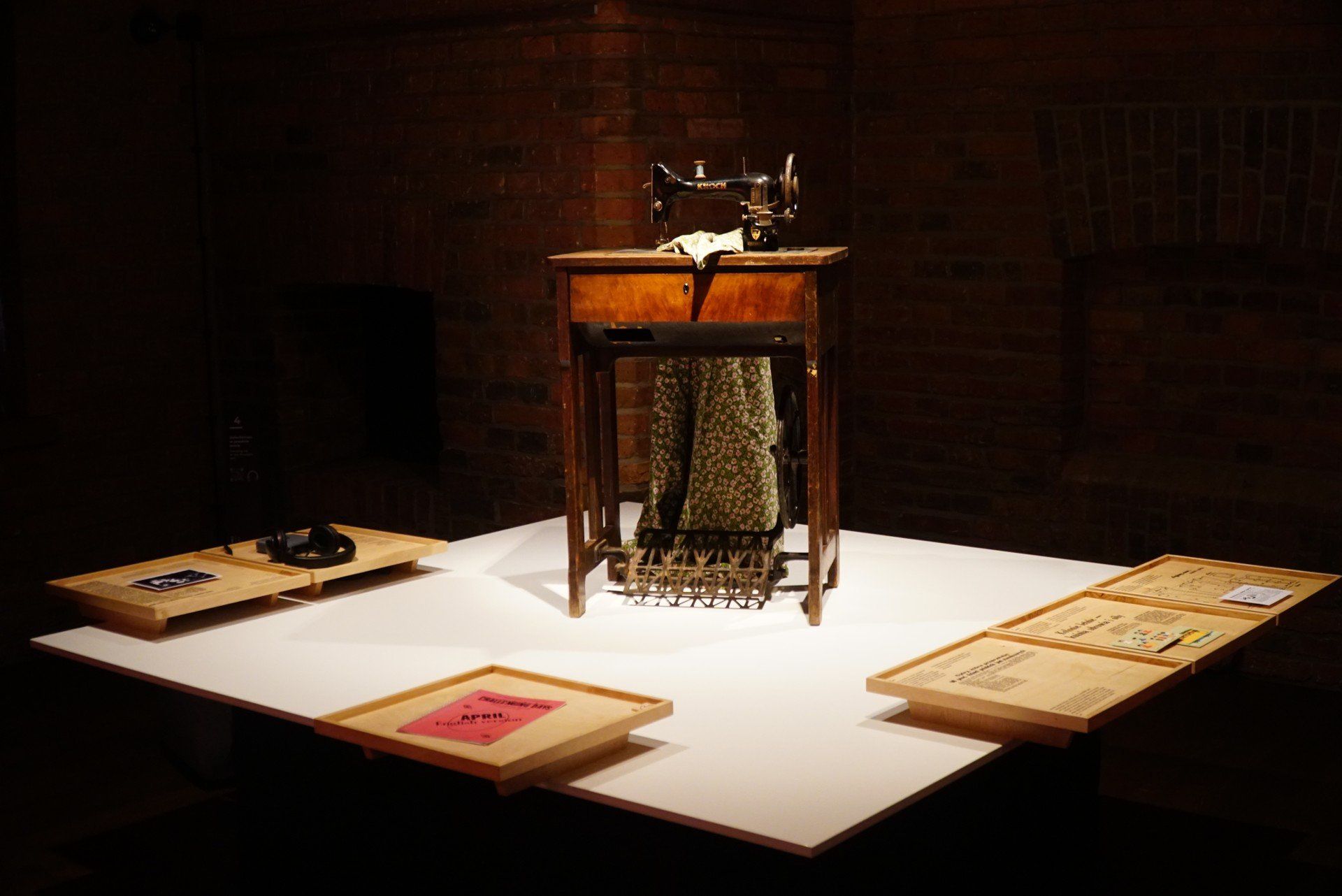 &#34;Trudna codzienność. Życie w powojennym Poznaniu&#34;