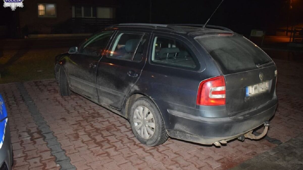 Potrącenie pieszego na parkingu