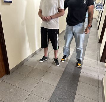 Nocna awantura zakończyła się tragedią. 69-latek zginął od ciosu nożem.