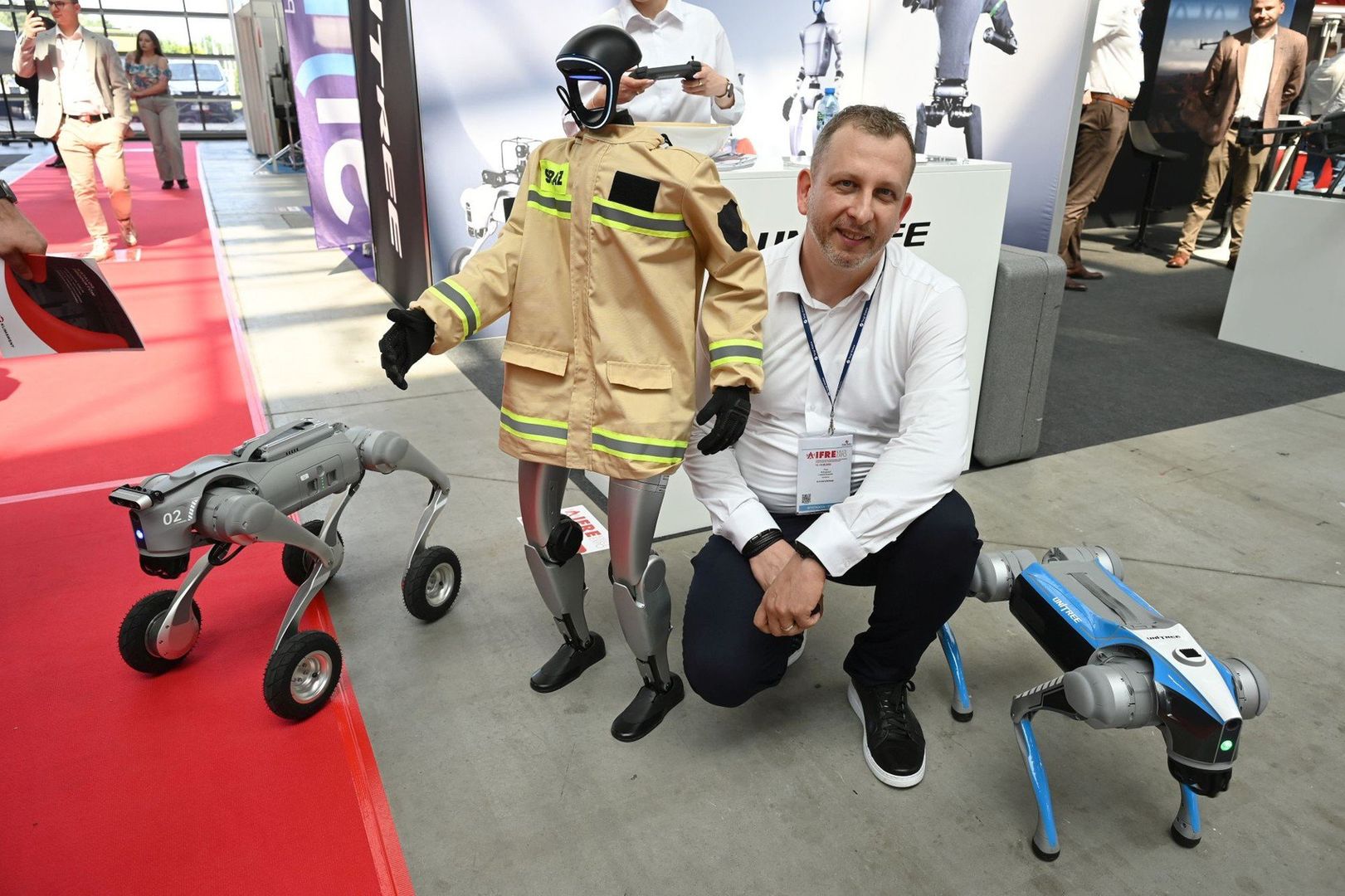 Rozpoczęły się targi Ifre-Expo. Jest mnóstwo ciekawostek z branży pożarnictwa i ratownictwa.
