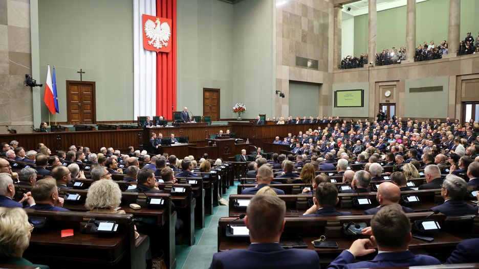 Inauguracyjne posiedzenie Sejmu X kadencji
Fot. Piotr Molecki/East News, Warszawa, 13.11.2023. 1. posiedzenie Sejmu X kadencji. Oredzie Prezydent RP i marszalka seniora oraz poselskie slubowanie.
Piotr Molecki