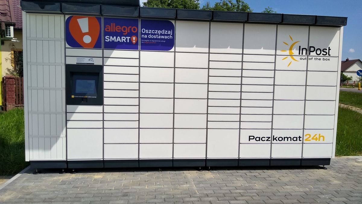 Konflikt między założycielem InPostu a Partią Razem sięga 2016 roku