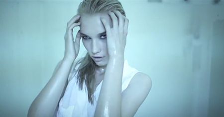 Uczestniczka "Top model" w teledysku