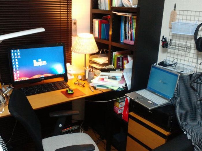 Jak wyglądają pokoje komputerowe japońskich geeków? 22