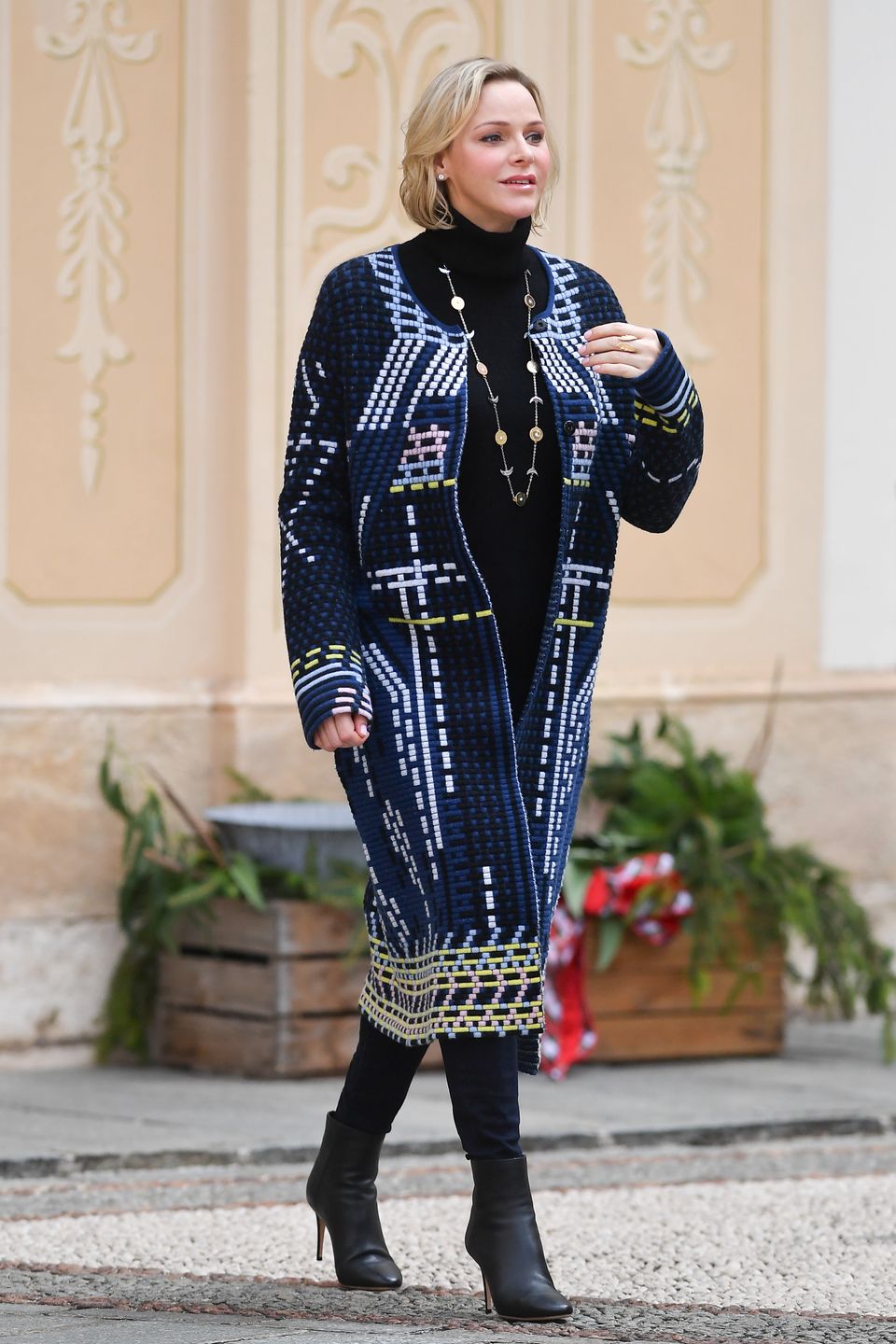 Księżna Charlene pokazała nowe zdjęcie z mężem i dziećmi