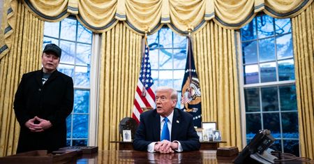 Kolejne masowe zwolnienia Trumpa. Ostrzegają przed skutkami