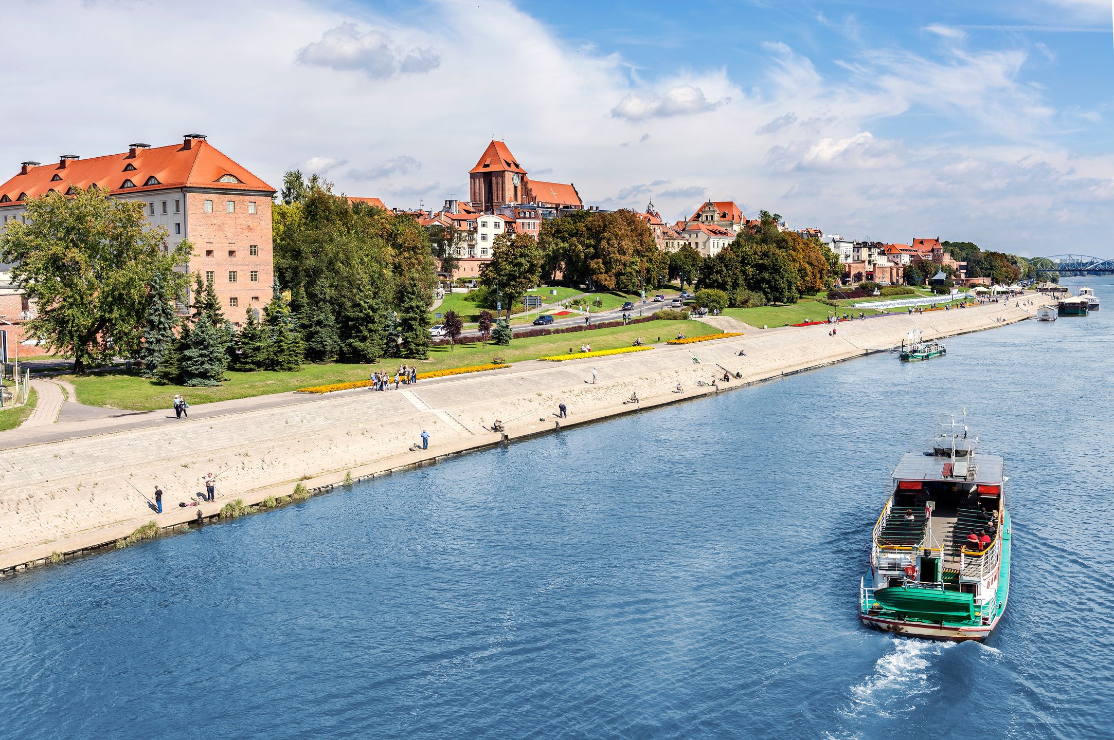 Spacer nad Wisłą to pozycja obowiązkowa