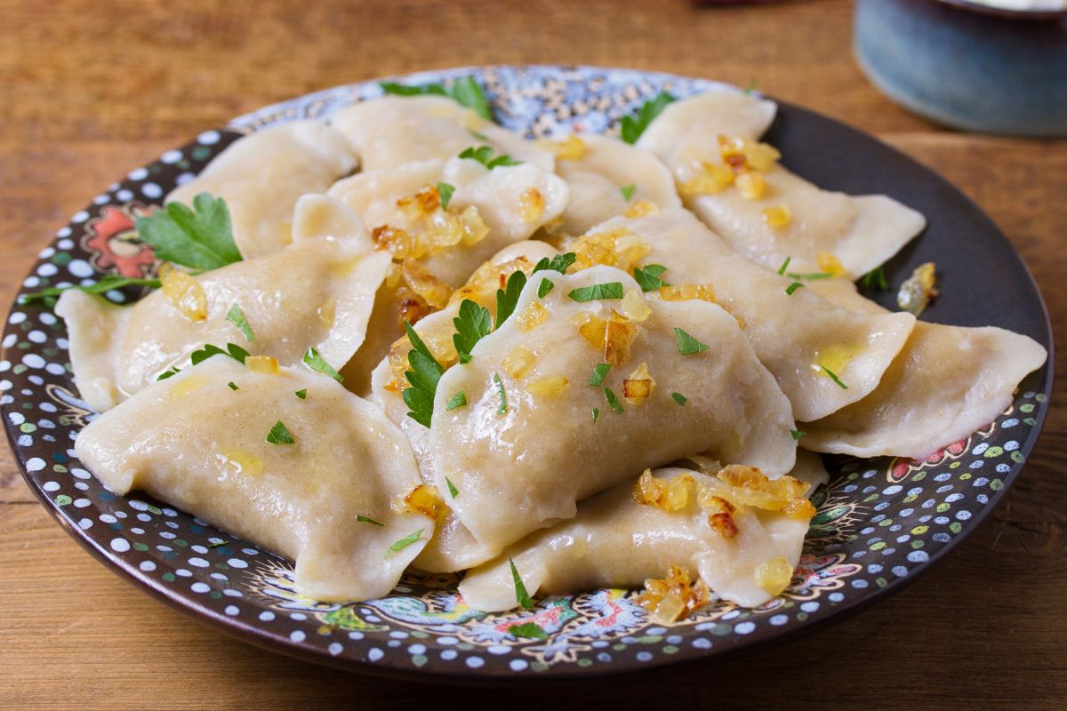 Pierogi skrywają w sobie pyszny i prosty farsz