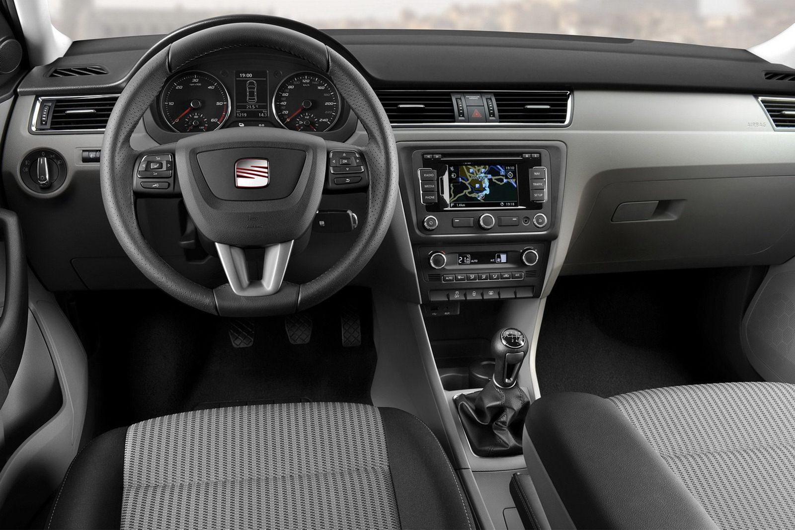 Seat Toledo (2012) - obszerna galeria zdjęć 40