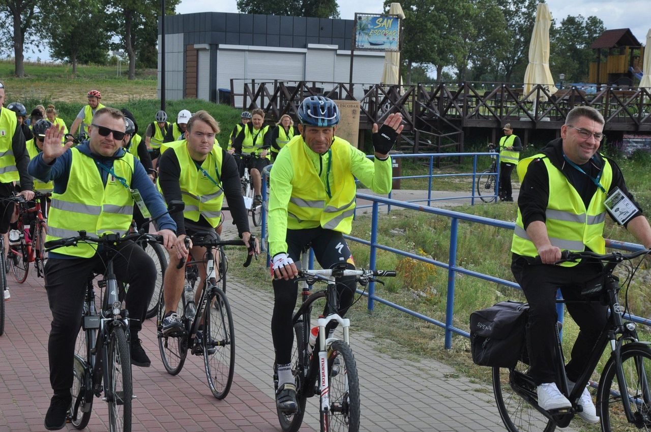 Radoszyce: Rowerowy rajd wyruszył znad zalewu Antoniów.