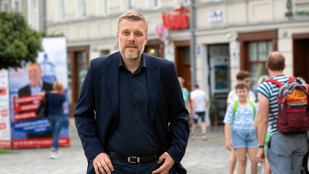 Na zdjęciu Adrian Zandberg w Białymstoku