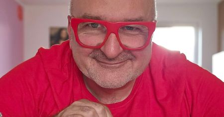 "Ministerstwo gastronomii". Zabrał głos ws. szkolnych obiadów