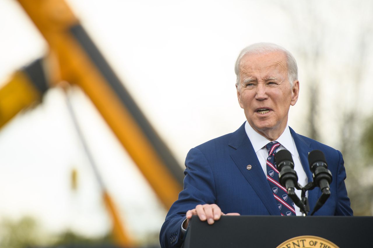 Koniec kryzysu bankowego? Prezydent Joe Biden ostrzega