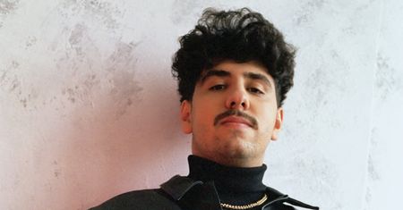 Kamil Hussein: "Chciałbym, by moja muzyka przynosiła ulgę"