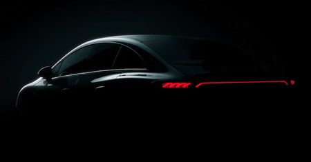 Mercedes podzielił się pierwszmi zdjęciami EQE. Elektryk zadebiutuje podczas targów IAA