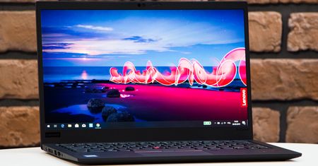 Lenovo ThinkPad X1 Carbon 7 - praca to przyjemność