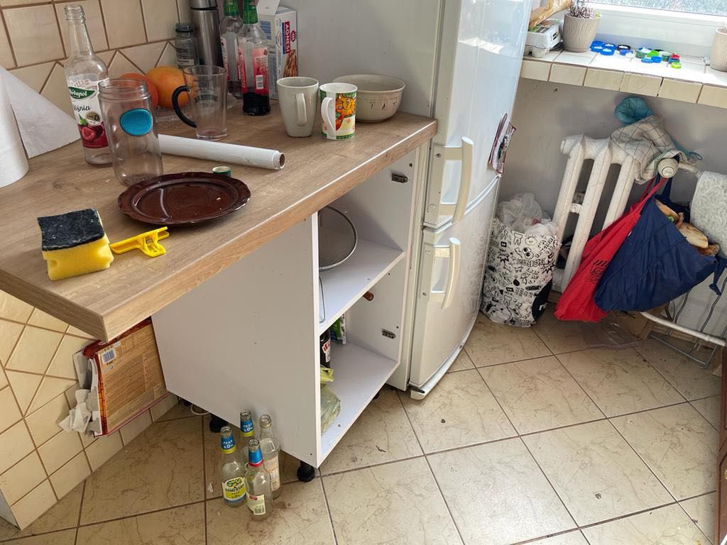 Zniszczenia po najemcy. Zdjęcie przesłane przez Karolinę