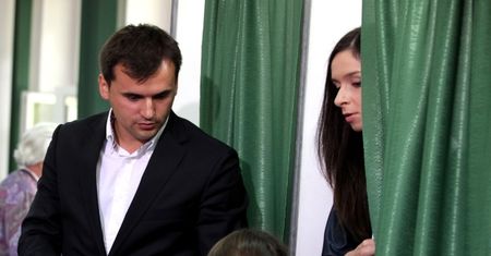 Kuzyn Dubienieckiego też prał pieniądze? "ZATRZYMALIŚMY MARKA D."