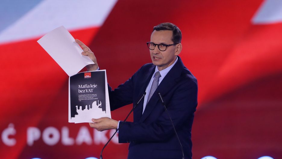 Morawiecki grzmiał ze sceny. "Patałachy, gamonie"