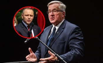 "Niepoważne". Komorowski krytykuje ułaskawienie przez Nawrockiego