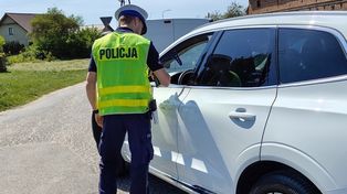 Odblokowanie telefonu na żądanie policji: czy można odmówić?
