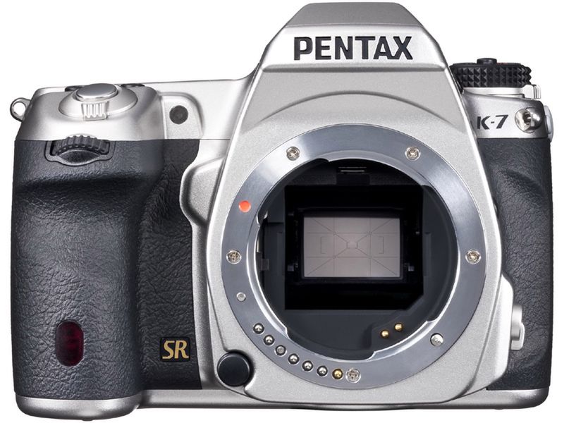 Srebrny limitowany Pentax K-7 dla kolekcjonerów 3
