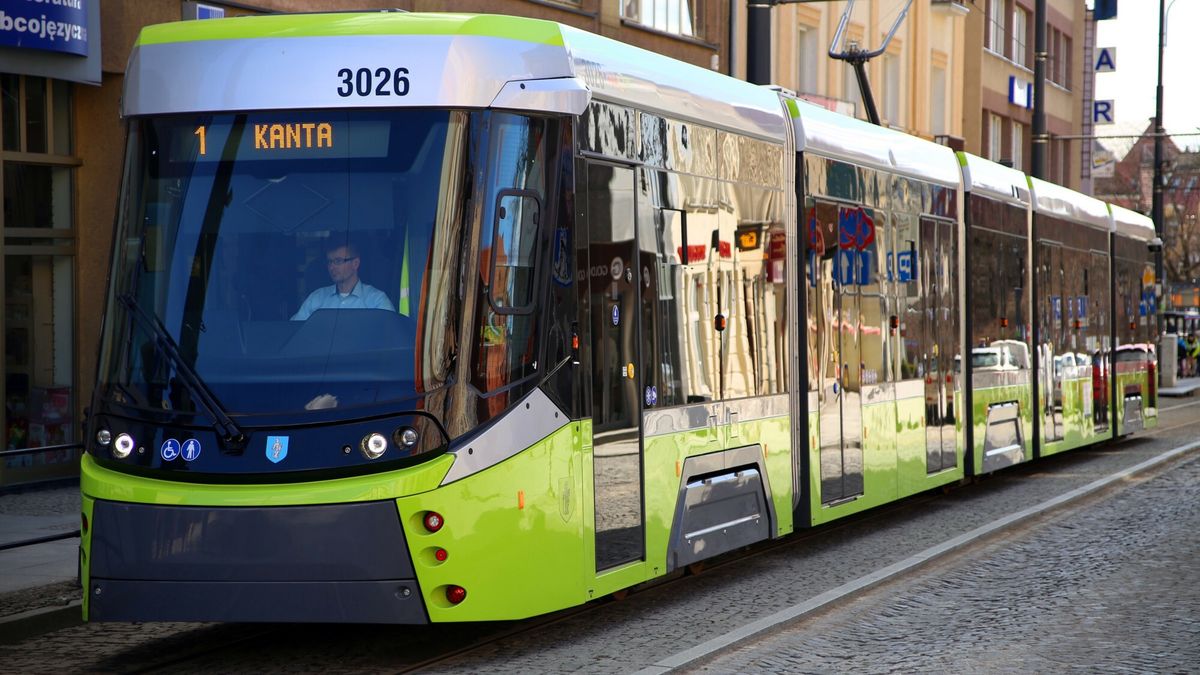Olsztyn nadal nie uporał się z cyberatakiem. Ucierpiała m.in. komunikacja miejska