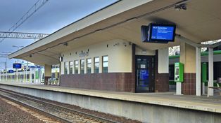 Brwinów: Zabytkowy dworzec w nowoczesnym wydaniu
