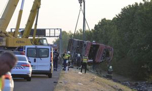 Wypadek na Węgrzech. Kapelan ujawnia, czego chciały rodziny