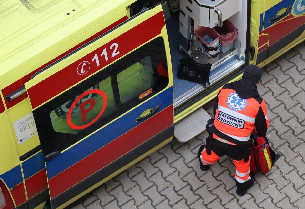 Chełm: Upadek z wysokości. Mężczyzna w ciężkim stanie trafił do szpitala