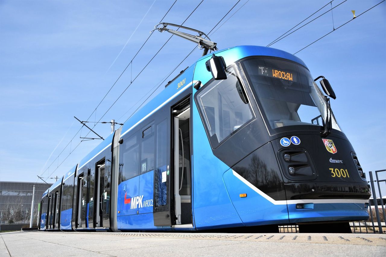 Wrocław. Piesza wpadła pod tramwaj przy Wroclavii. Utrudnienia w ruchu w centrum