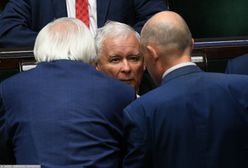 Kaczyński dewastuje przekaz PiS. Politycy PO sprawdzają, czy sami nie byli inwigilowani