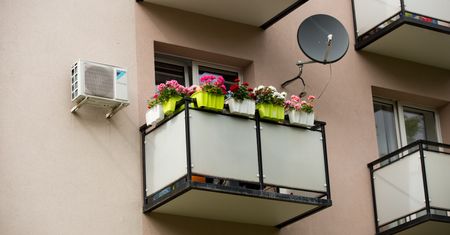 Polacy przyznają. W czasie pandemii częściej kupowali odzież domową i artykuły do kuchni