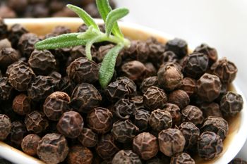 Ta przyprawa to prawdziwa petarda. Wspiera mózg i poprawia metabolizm