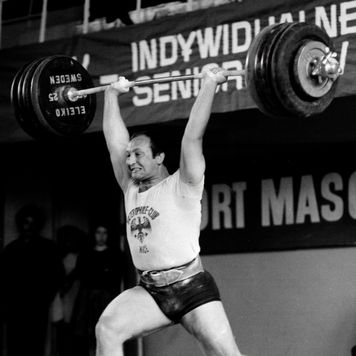 Dźwigał ponad 200 kilogramów. Dziś Tadeusz Rutkowski walczy o zdrowie