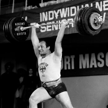 Dźwigał ponad 200 kilogramów. Dziś Tadeusz Rutkowski walczy o zdrowie