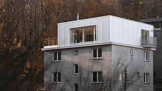 Dobudował całe piętro na dachu kamienicy w Gdyni. Dzwonili do 100 firm, żadna nie chciała podjąć zlecenia