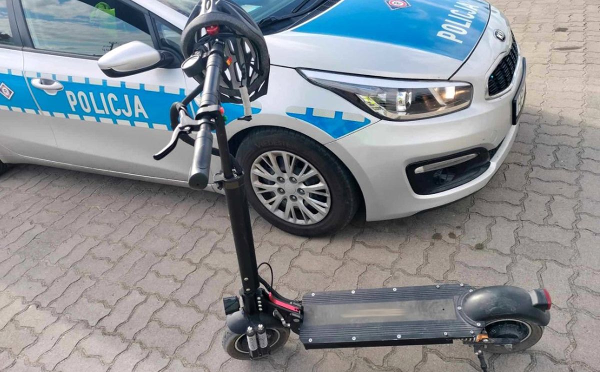 Uderzył hulajnogą w Lexusa. 43-latek z karą. Kwota może zaskoczyć
