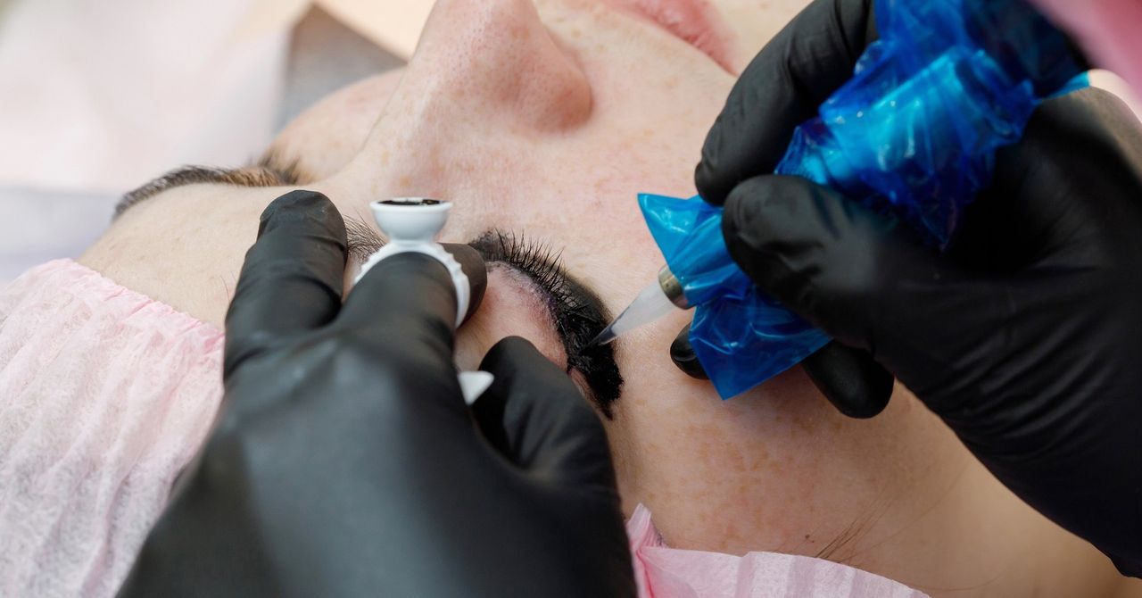 Ten makijaż permanentny stał się viralem. Ekspertka: "Mnie do tego nie mieszaj!"