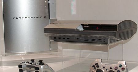 Obniżka cen PS3 i konsola bez Blu-ray. Śmiechu warte!