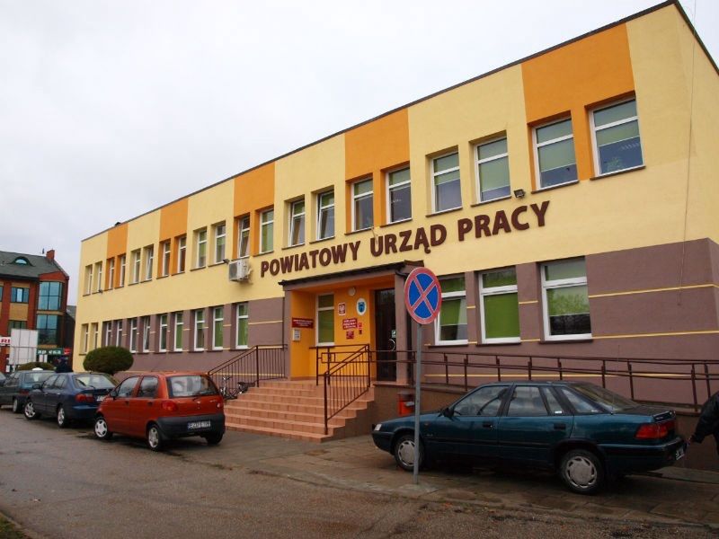 Urząd przyjmuje wnioski przez godzinę dziennie. Czytelnik oburzony: "petent najmniej ważnym elementem" 
