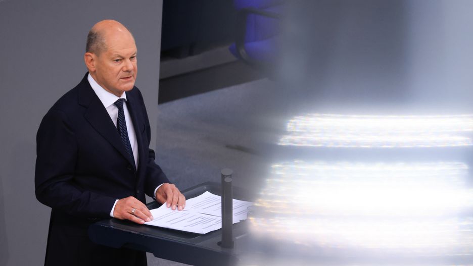 Kanclerz Niemiec Olaf Scholz podczas przemowy w Bundestagu skomentował "pokojowe plany" Władimira Putina 