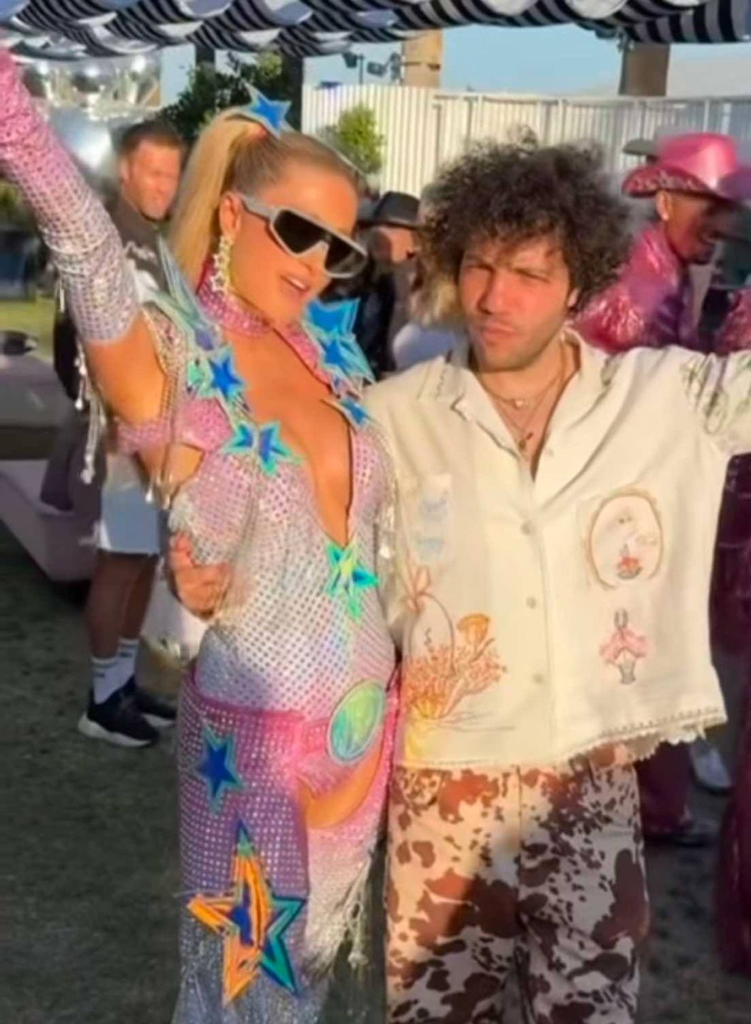 Paris Hilton imprezuje z Lizzo i Sydney Sweeney